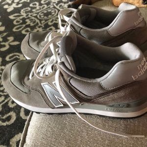 New Balance Iconic Grey Tennis Shoes